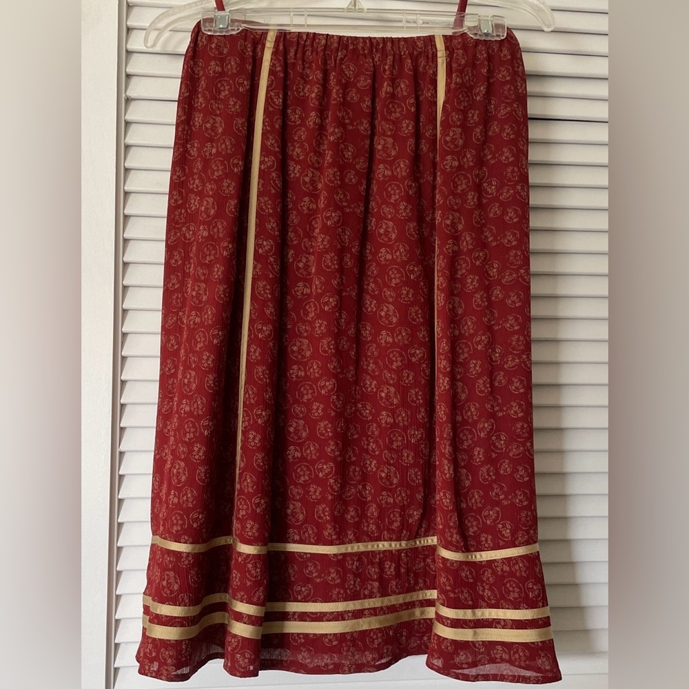 J Jill Large Midi PullOn Skirt Brick or Clay Red Calico ~ Cream Ribbon trim